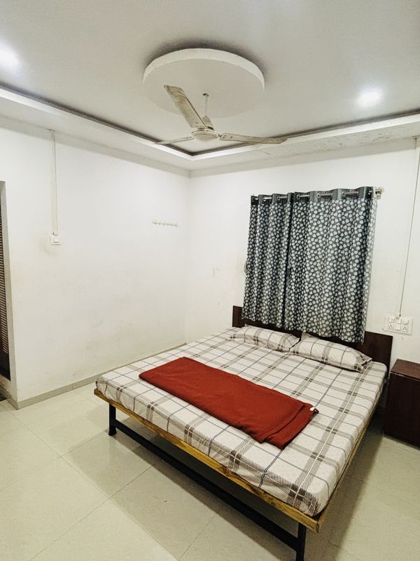 Non-AC Room - Simple Comfort